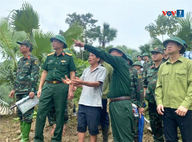 Hơn 600 người tham gia tìm kiếm, cứu hộ, cứu nạn tại vùng lũ quét Làng Nủ (11/09/2024)